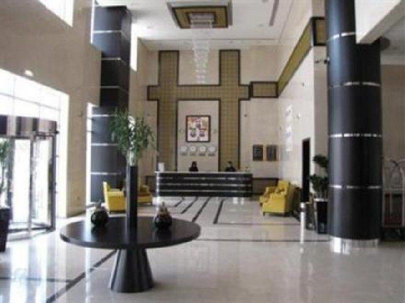 Paragon Hotel Абу Даби Екстериор снимка